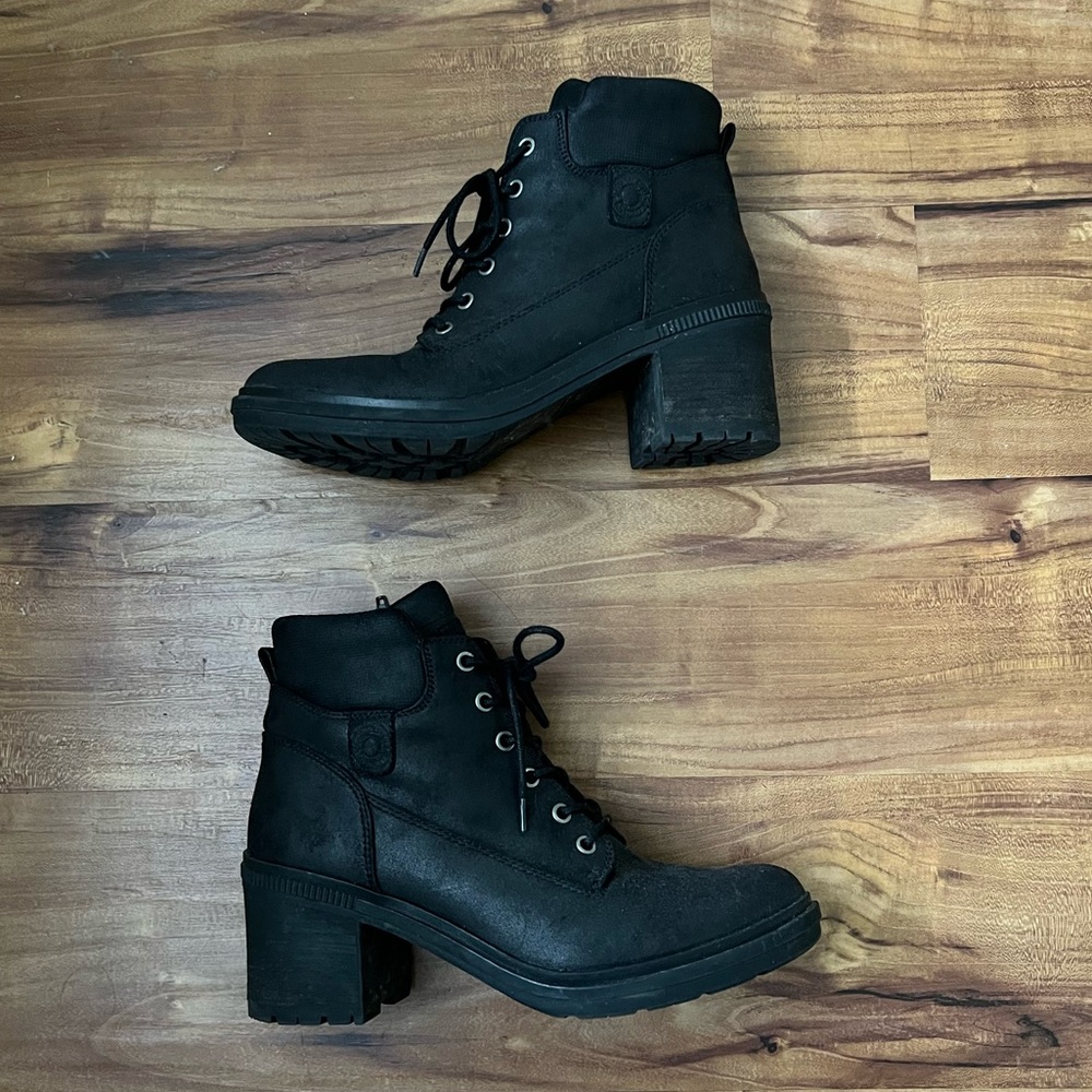 Crown vintage chunky black lace up booties